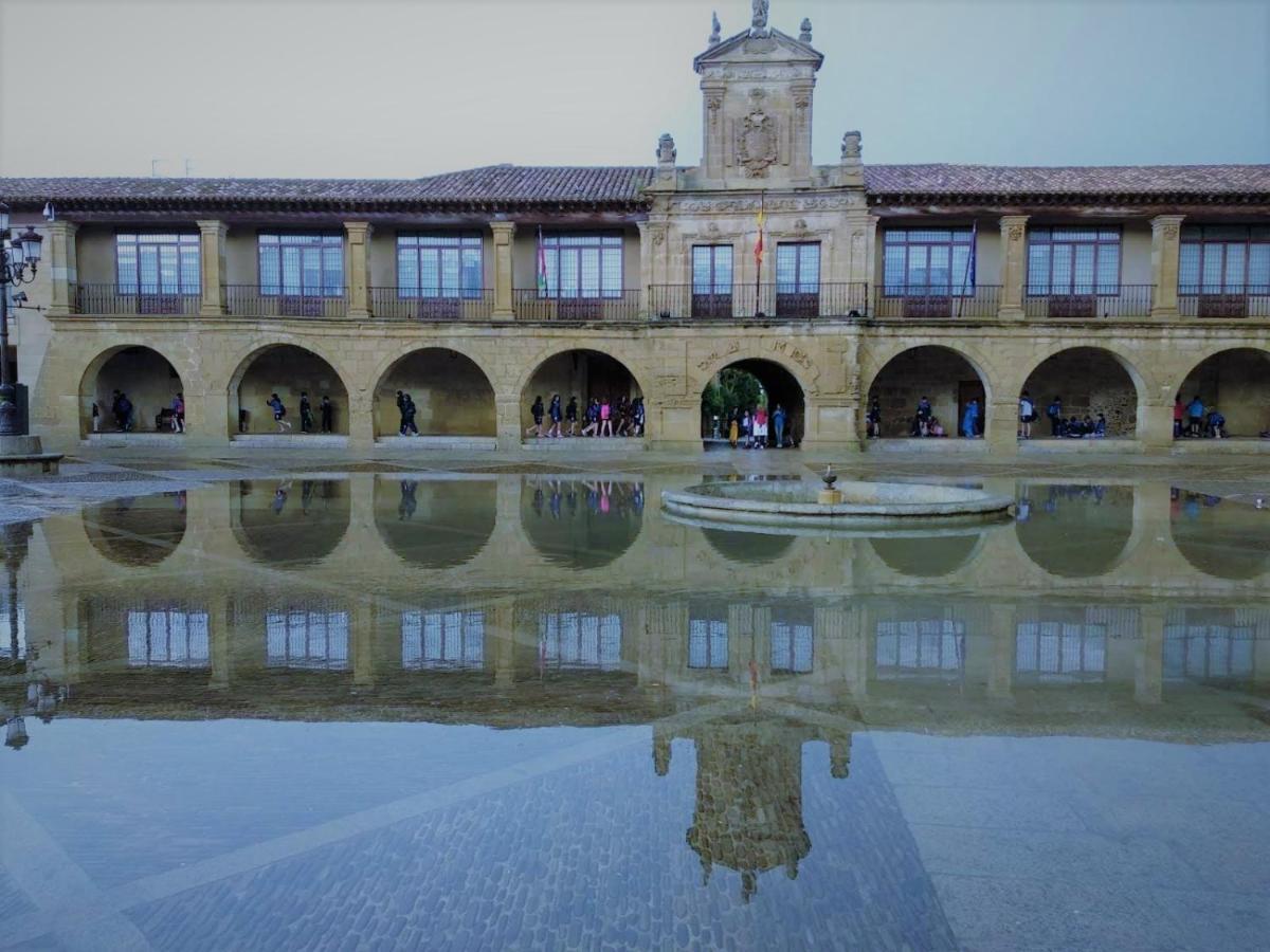 Parador De Santo Domingo De La Calzada Exteriér fotografie